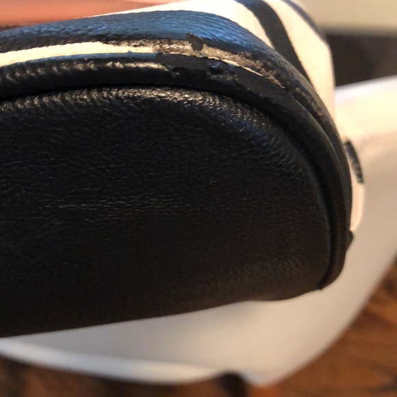 Betsey Johnson satchel faux leather - Picture 10 of 14